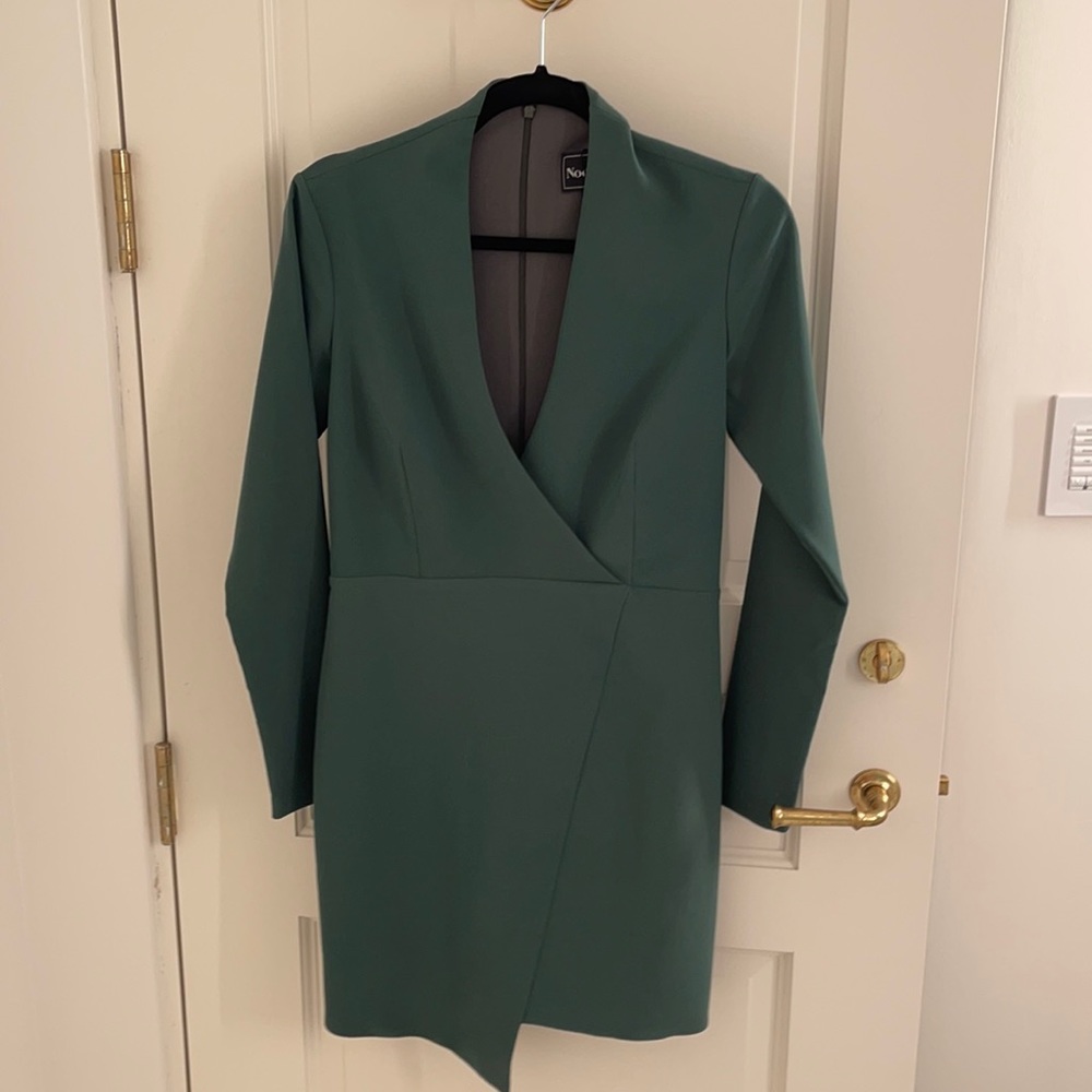 Nookie size M long sleeve green bodycon-like dress never worn